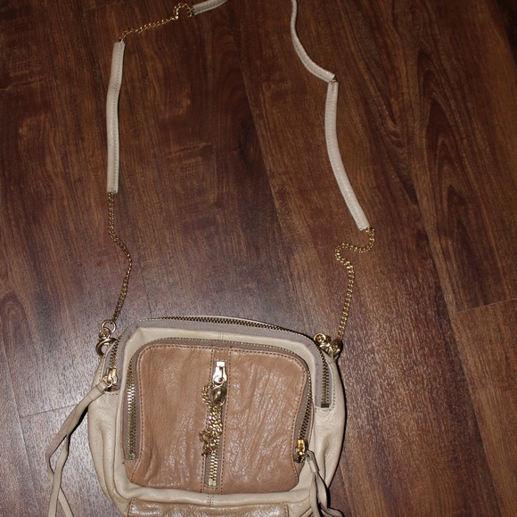 Kelsie Dagger Tan Leather Purse - Picture 2 of 4